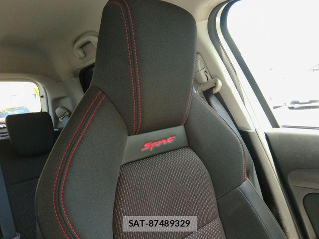 Suzuki SWIFT 2018-03 8629193-28