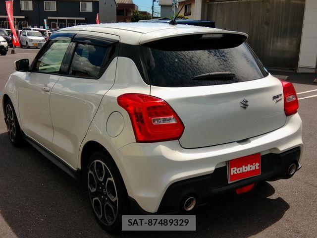 Suzuki SWIFT 2018-03 8629193-2