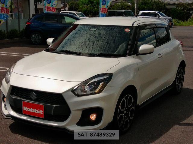 Suzuki SWIFT 2018-03 8629193-4