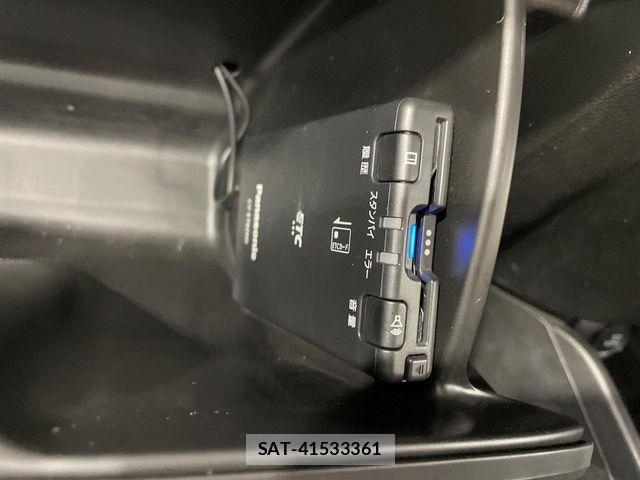 Suzuki SWIFT 2022-10 8629195-6