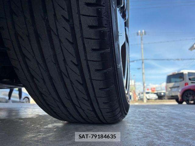 Suzuki SWIFT 2019-04 8629194-23