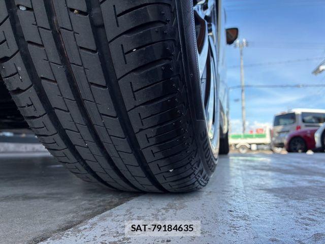 Suzuki SWIFT 2019-04 8629194-24
