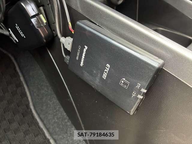 Suzuki SWIFT 2019-04 8629194-7