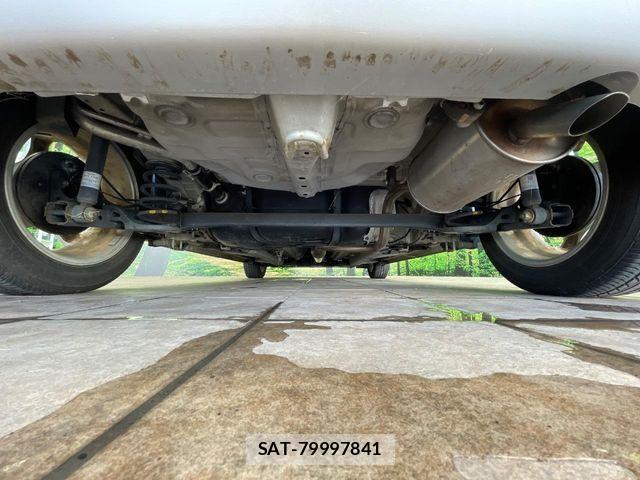 Suzuki SWIFT 2014-08 8629203-18