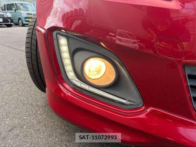 Suzuki SWIFT 2014-10 8629204-15