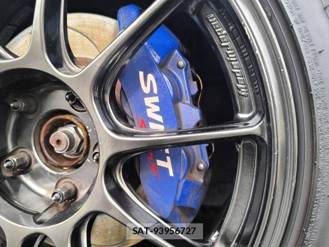 Suzuki SWIFT 2018-06 8629192-14