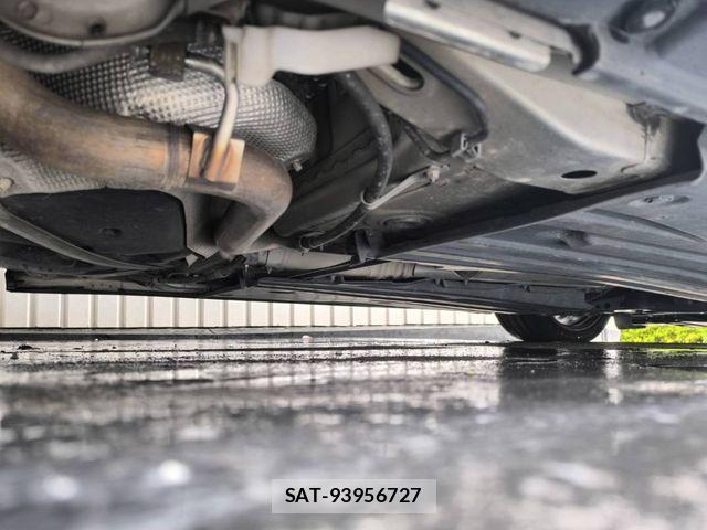 Suzuki SWIFT 2018-06 8629192-17