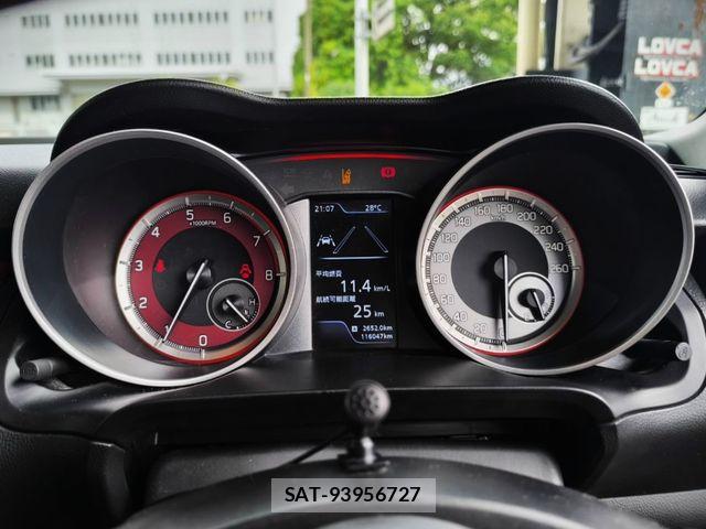 Suzuki SWIFT 2018-06 8629192-18