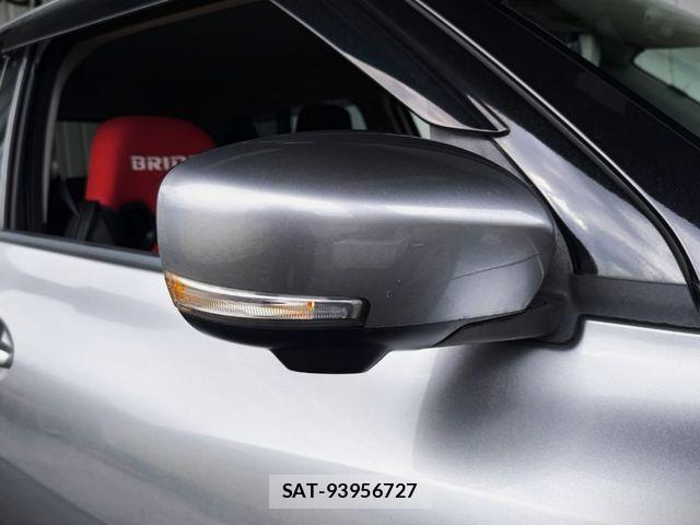 Suzuki SWIFT 2018-06 8629192-26