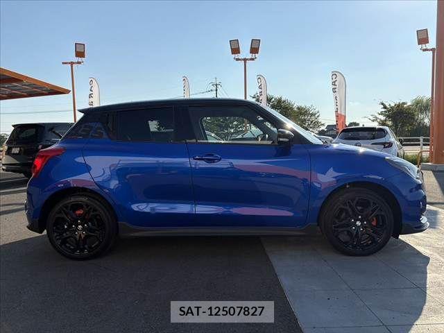 Suzuki SWIFT 2025-11 8661855-11