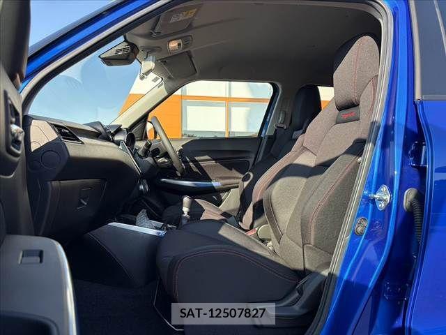 Suzuki SWIFT 2025-11 8661855-16