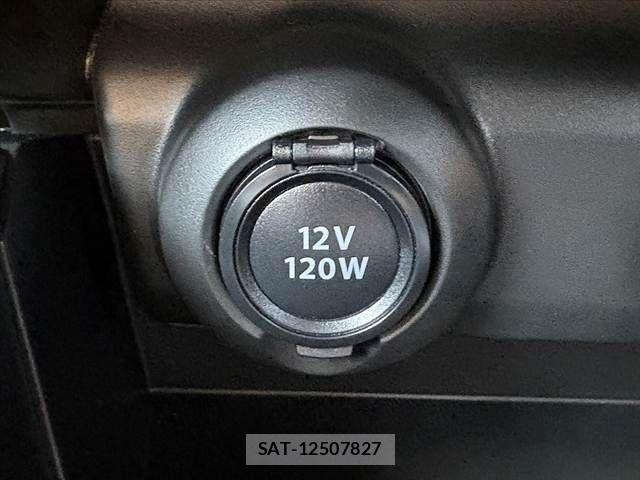 Suzuki SWIFT 2025-11 8661855-29