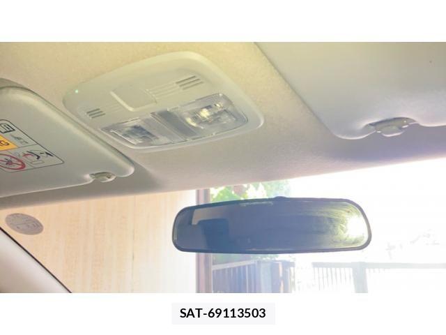 Suzuki SWIFT 2014-09 8661867-19