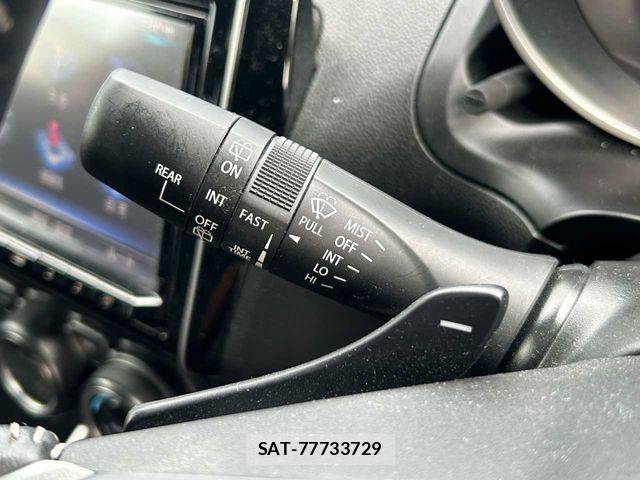 Suzuki SWIFT 2021-03 8661866-13