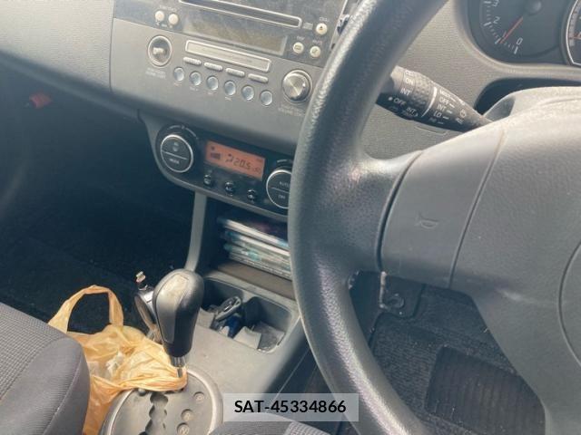 Suzuki SWIFT 2006-02 8661871-13