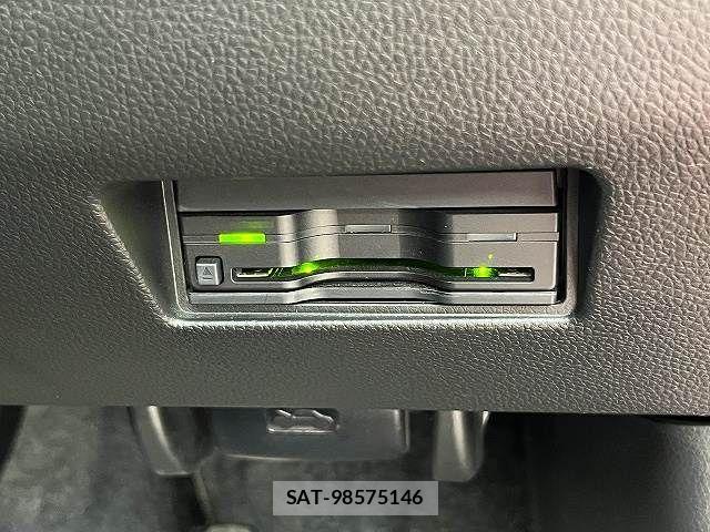 Suzuki SWIFT 2017-05 8661869-20
