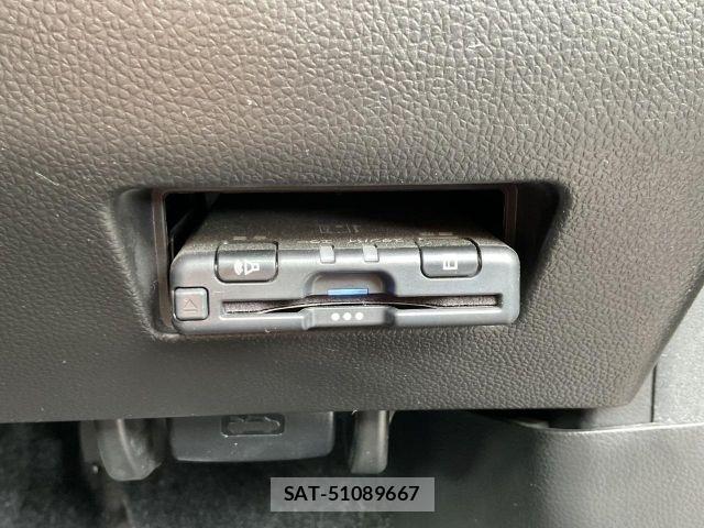 Suzuki SWIFT 2020-02 8666997-19
