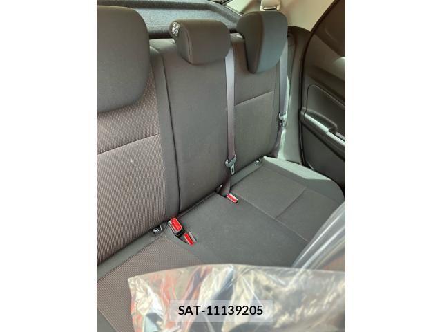 Suzuki SWIFT 2023-06 8661863-13