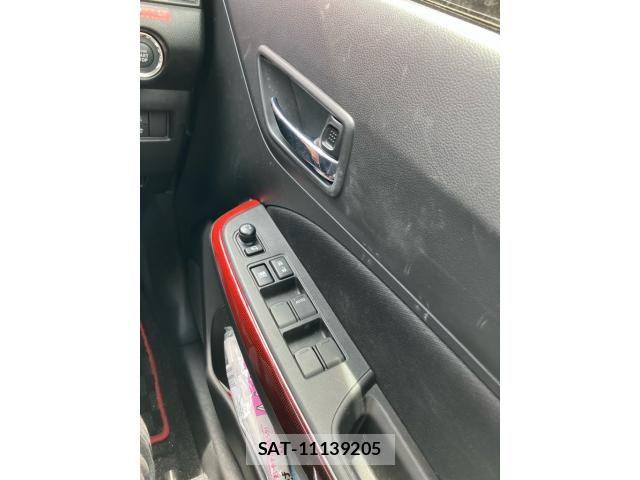 Suzuki SWIFT 2023-06 8661863-14