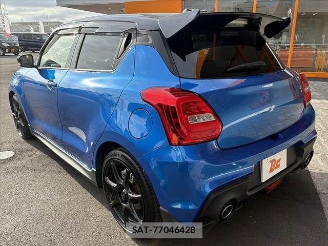 Suzuki SWIFT 2024-10 8661864-12