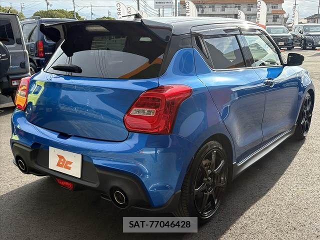 Suzuki SWIFT 2024-10 8661864-14