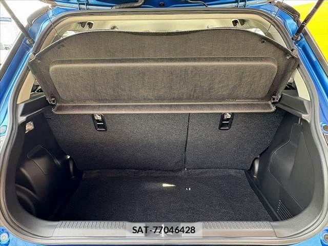Suzuki SWIFT 2024-10 8661864-19