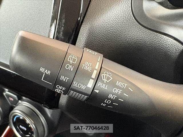 Suzuki SWIFT 2024-10 8661864-24