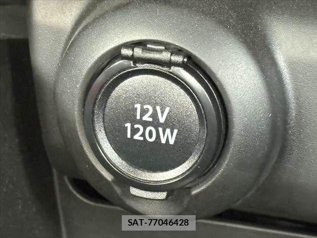 Suzuki SWIFT 2024-10 8661864-27