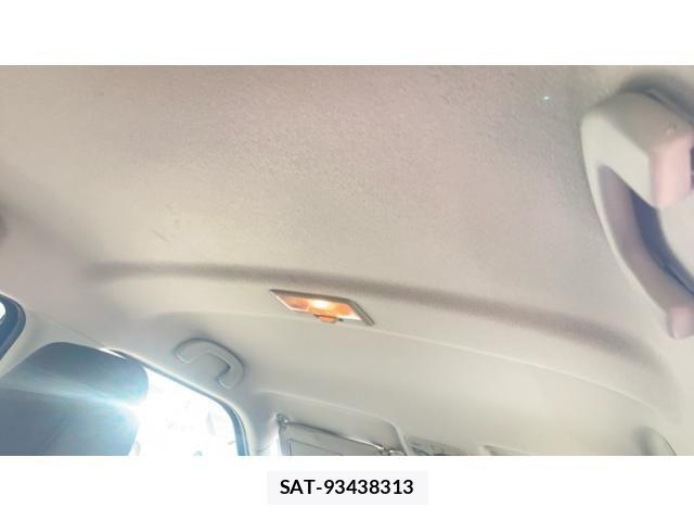 Suzuki SWIFT 2013-12 8661868-11