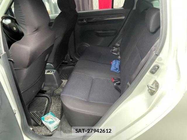 Suzuki SWIFT 2007-11 8661872-11