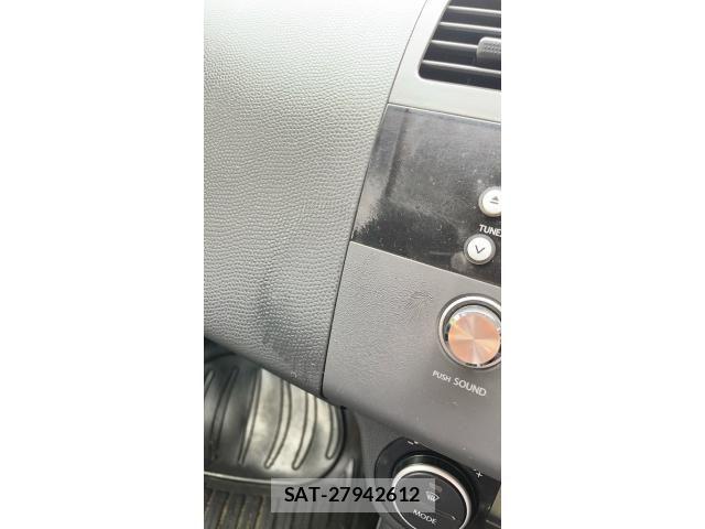 Suzuki SWIFT 2007-11 8661872-17