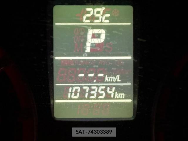 Suzuki SWIFT 2015-02 8667001-23