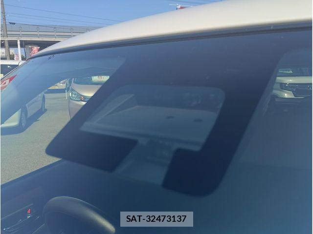 Suzuki SWIFT 2019-07 8686708-24