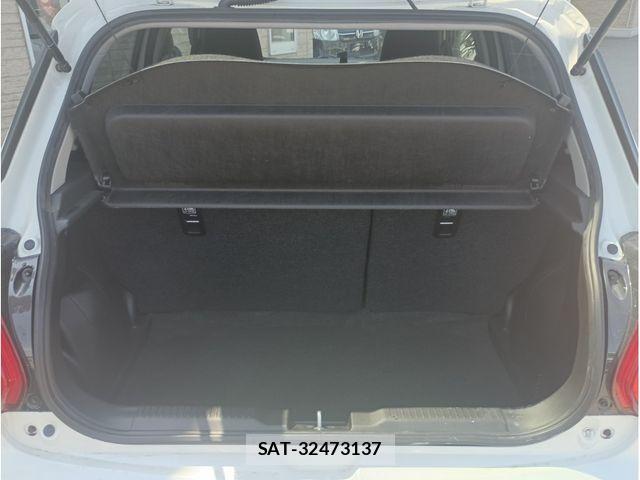 Suzuki SWIFT 2019-07 8686708-8