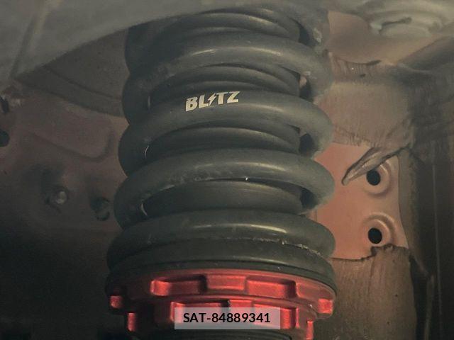 Suzuki SWIFT 2021-08 8686704-19