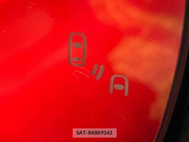 Suzuki SWIFT 2021-08 8686704-4