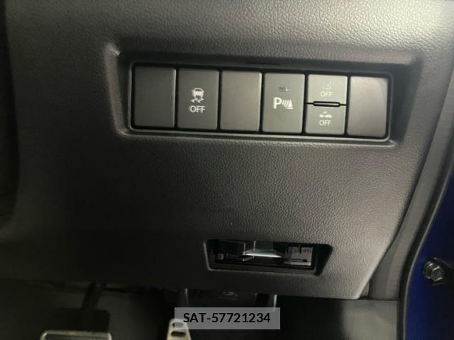 Suzuki SWIFT 2026-01 8686696-12