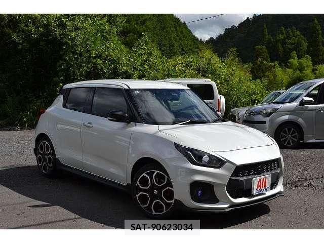Suzuki SWIFT 2022-08 8686702-1