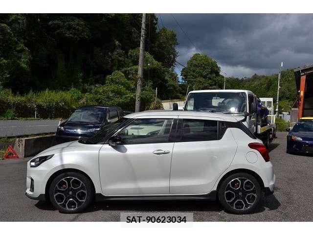 Suzuki SWIFT 2022-08 8686702-4