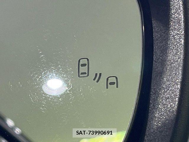 Suzuki SWIFT 2025-05 8686705-4