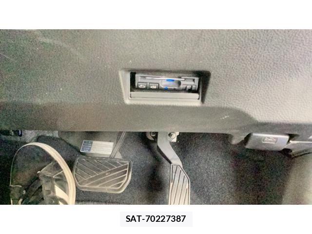Suzuki SWIFT 2013-10 8746197-9
