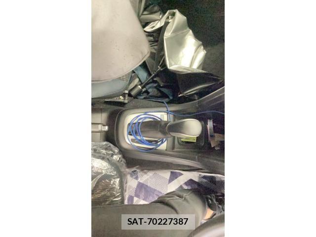 Suzuki SWIFT 2013-10 8746197-10