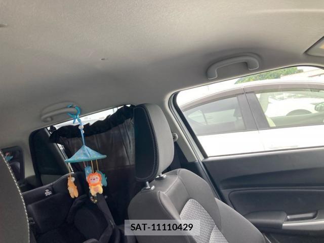 Suzuki SWIFT 2017-10 8746191-15