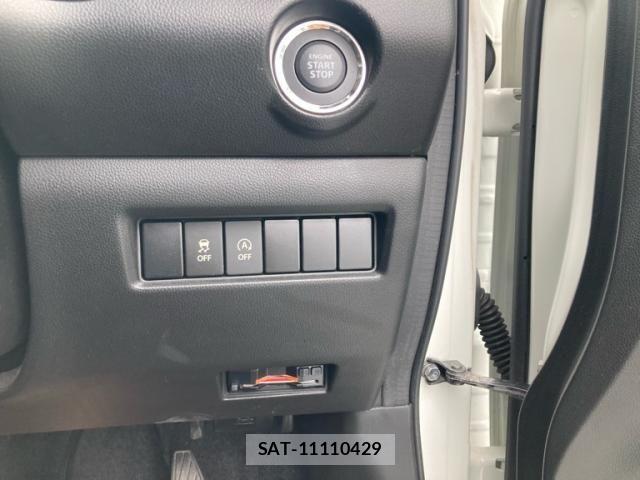 Suzuki SWIFT 2017-10 8746191-18