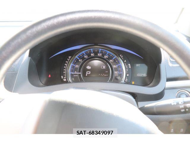 Suzuki SWIFT 2013-12 8746198-26