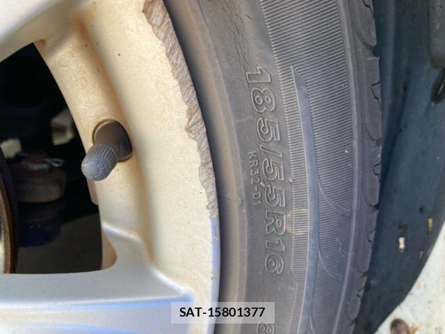 Suzuki SWIFT 2013-10 8746199-11