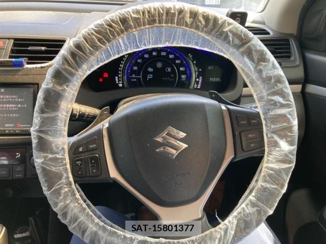 Suzuki SWIFT 2013-10 8746199-17