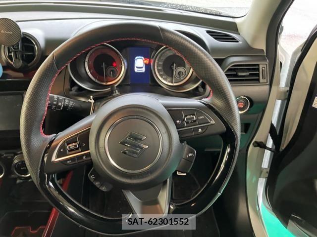 Suzuki SWIFT 2025-02 8746173-14