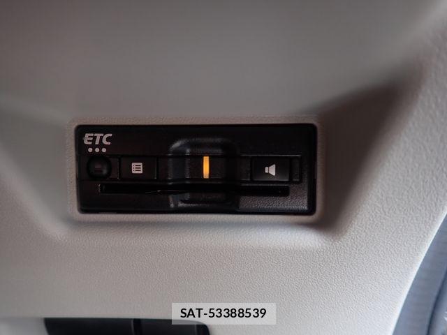 Suzuki SWIFT 2024-06 8746171-15