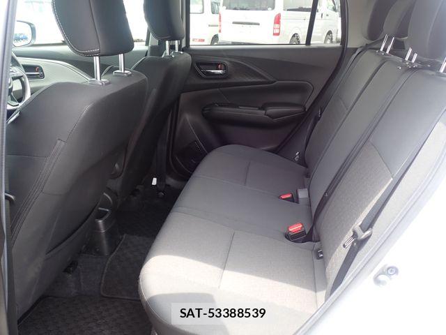 Suzuki SWIFT 2024-06 8746171-23
